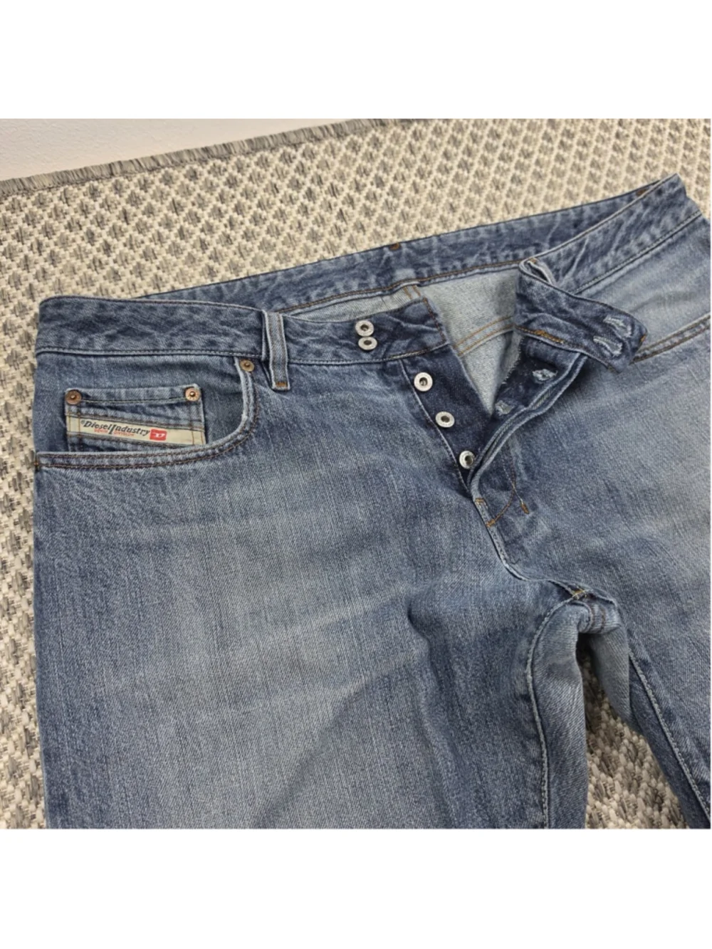 Diesel Industry Men’s 38 Light Wash Button Fly Distressed Straight Leg Jeans